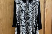 NEW - AKH top - oversized