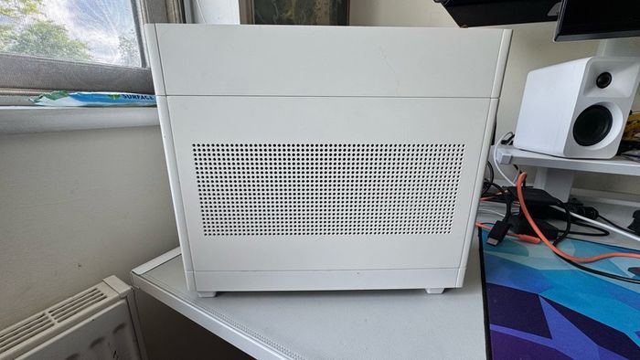 High-End SFF Workstation | Ryzen 9 3900X 12-Core | RTX 2080 Super FE | Louqe Ghost S1