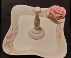 Ring holder