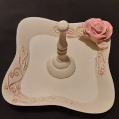 Ring holder