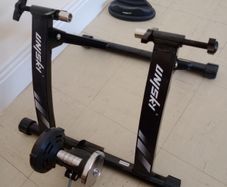 Bicycle trainer