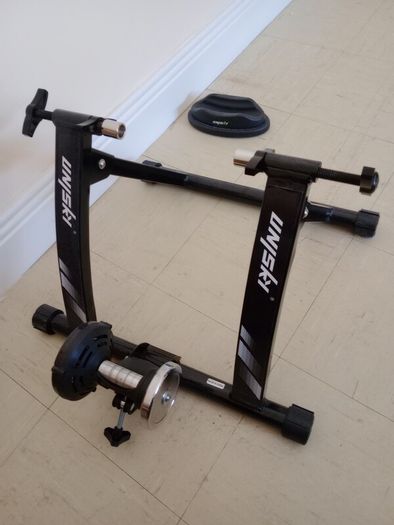 Bicycle trainer