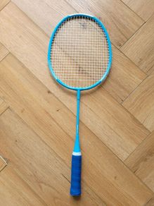 Child badminton racket. Decathlon Perfly