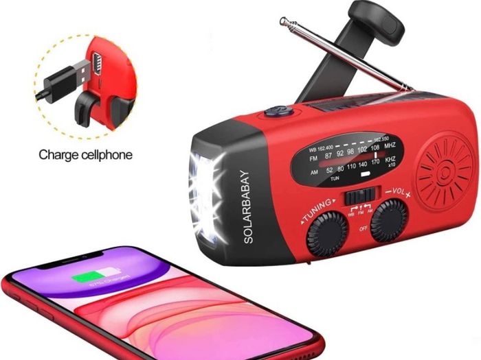 Weather Radio,Solar Radio, Emergency Hand Crank Self Powered AM/FM Solar Weather Radio with LED Flashlight, WB Radio with Battery Backup, 2000mAh Emergency Power Bank for Smart Phone (FREE POSTAGE)