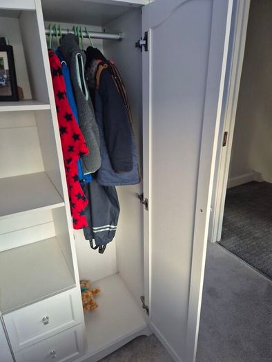white wardrobe