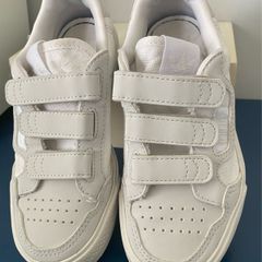 Adidas Boys Trainers (UK 11 Junior)