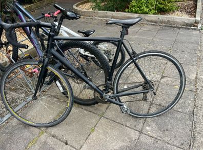 2 bikes  for repairs