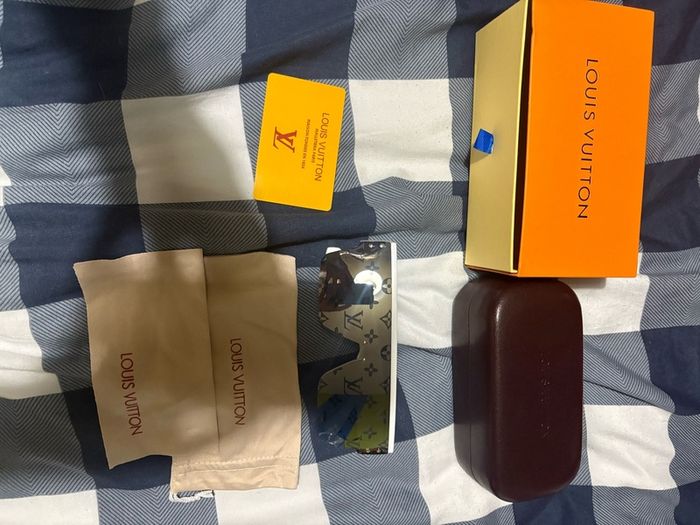 Lv sunglasses