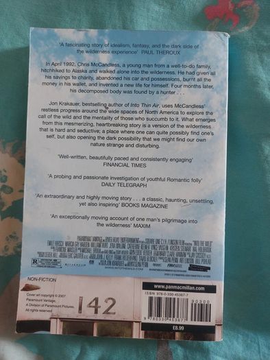 Into the wild book - English - NEW !