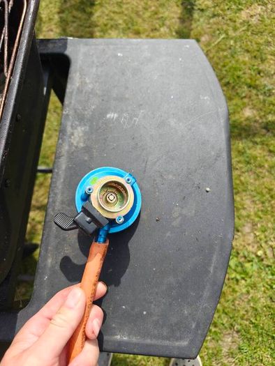 gas bbq with side burner