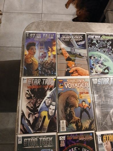 Star Trek comic bundle/joblot of 23 comics Free shipping