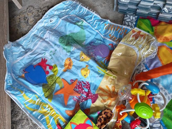 Baby toys