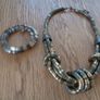 Costume Jewellery Set for Sale Image 4