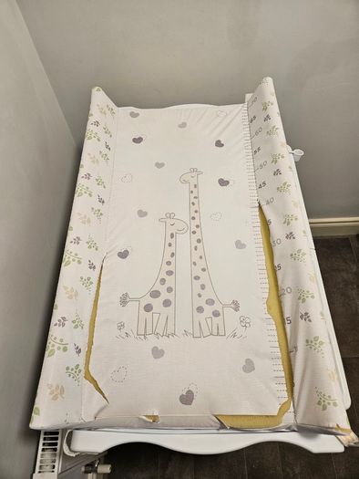 Changing table