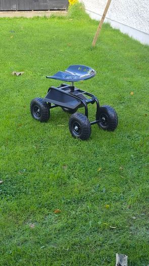 Heavy-Duty Garden Rolling Seat with Tool Tray. Almost New