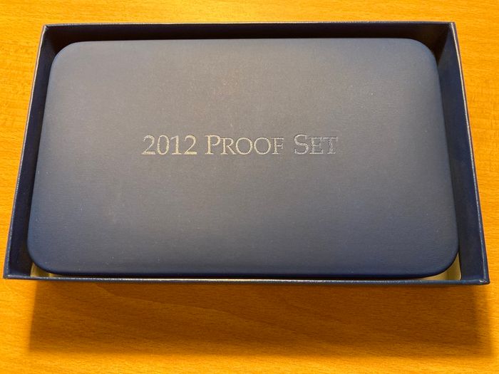 Euro Banknotes and Coin Proof Set 2012