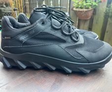 Ecco /MX size 6-6.5 gore tex