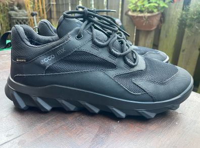 Ecco /MX size 6-6.5 gore tex