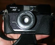 Yashica MF-1