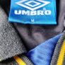 Authentic 1993-1995 Manchester United Away Shirt (Umbro) Image 5