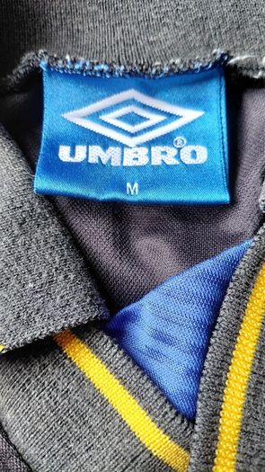 Authentic 1993-1995 Manchester United Away Shirt (Umbro)