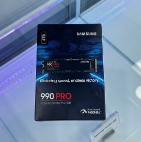 Samsung 990 Pro NVME M.2 SSD, 4 TB, PCIE 4.0, 7,450 MB/S Read, 6,900 MB/S Write, Internal SSD, for Gaming and Video Editing, Solid State Drive, MZ-V9P4T0BW