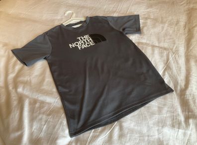 Boys North Face Grey Sports top tshirt Large