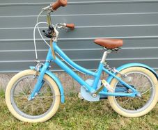 Girls Vintage Bike