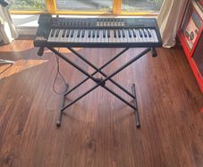Novation Launchkey 48 + Yamaha Sustain Pedal and Keyboard Stand