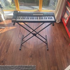 Novation Launchkey 48 + Yamaha Sustain Pedal and Keyboard Stand