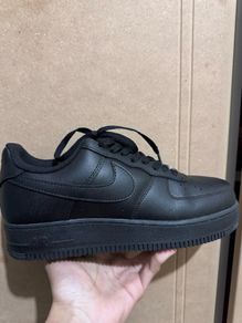 New Nike Air Force 1 Black Size 7.5