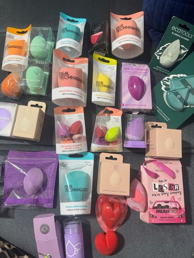 Different brand brand new makeup sponges