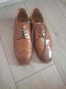 Boys casual shoes size UK 4/37