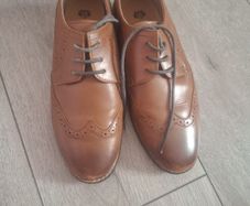 Boys casual shoes size UK 4/37