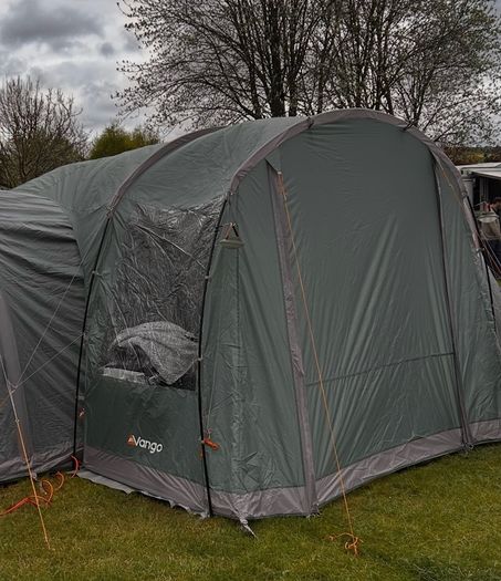 Vango Air tent - Castlewood (8 man tent) with extras