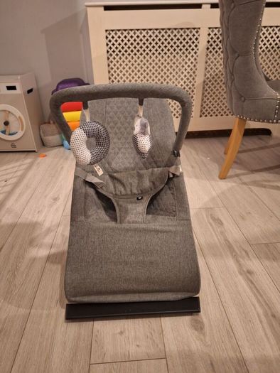 Baby bouncer