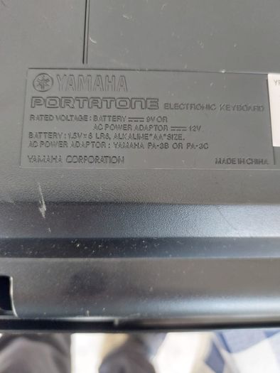 Yamaha YPT200 keyboard
