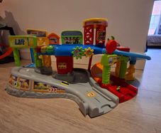 Toot-toot drivers