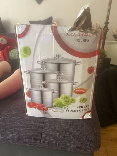 Royalty line pots