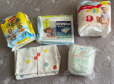 Nappies pants / mats
