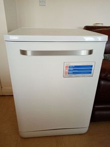 Sharp dishwasher