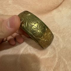 Vintage Brass Etched flower Bangle Bracelet