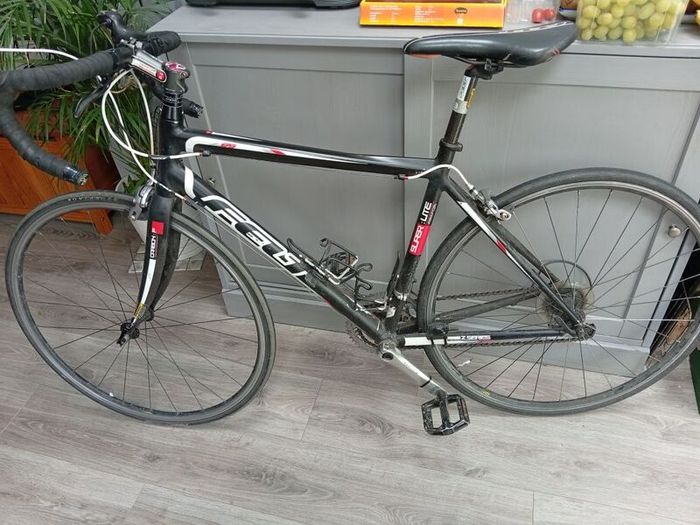 Felt Z85 super lite 54cm