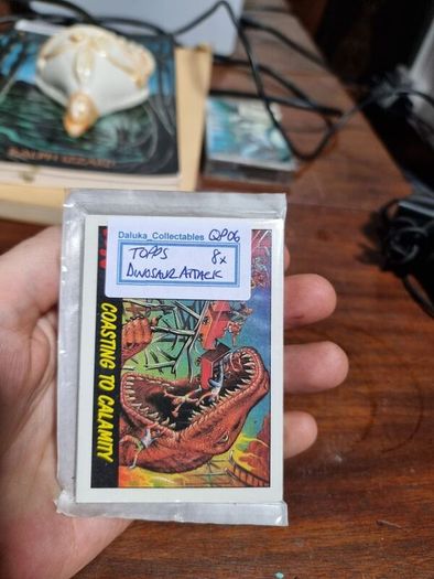 Topps Dinosaur Attack 8 Cards