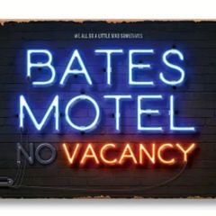 Bates Motel : Metal Sign
