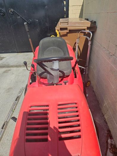 ride on lawnmower