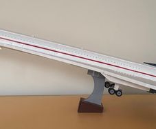 Lego Icons 10318 Concorde (built)