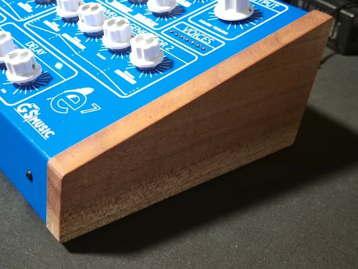 GS Music E7 Analog Poly Synth (Free Shipping)