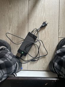 Kukurin m4 charger