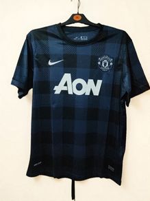 Man Utd ( Retro/ Evra 3 ) Jersey , Size : Xl.